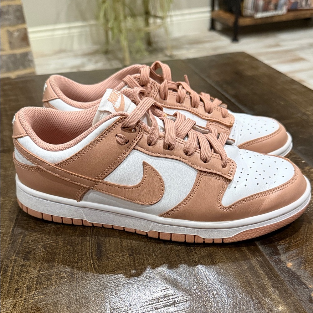 Nike Women's Dunk Low
